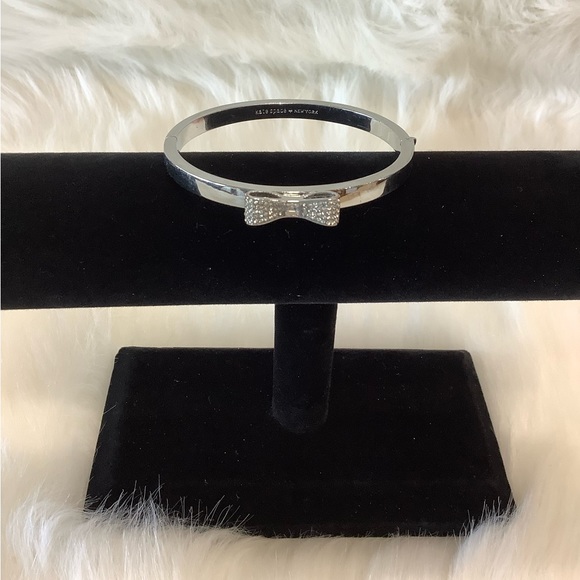 ♠️ KATE SPADE ♠️ Pave Bow Bangle - Picture 2 of 9